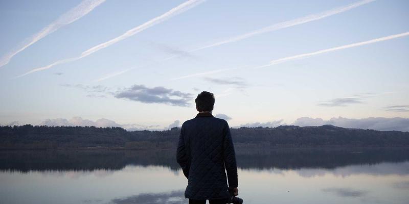 破解育儿焦虑迷思：从盲目跟风到科学养育的三大认知跃迁